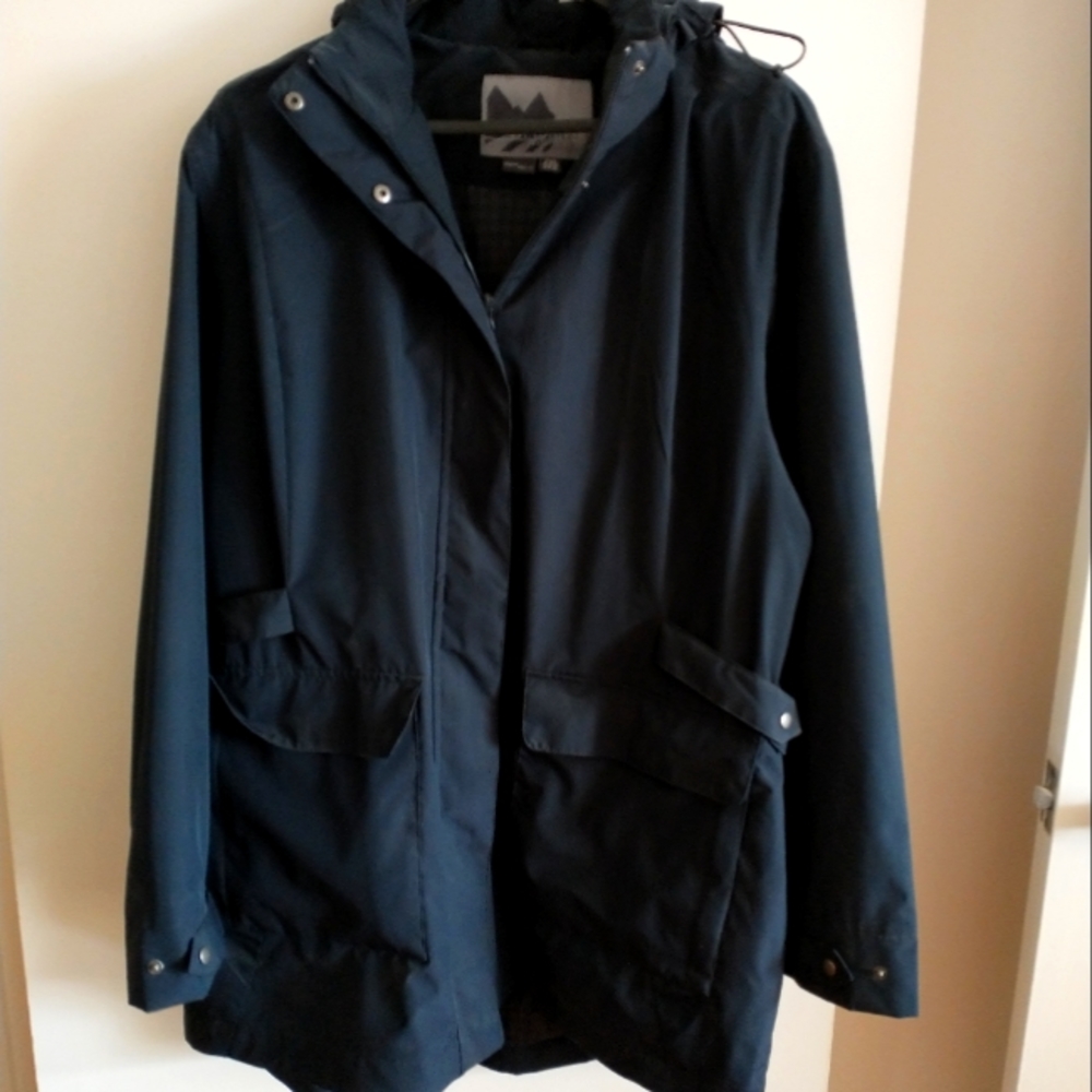 Wind River ladies jacket size 2xl, grey